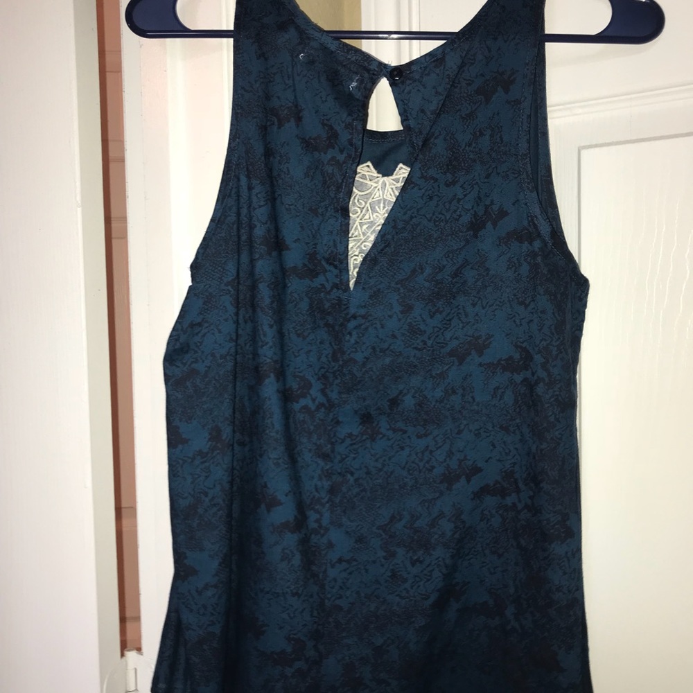 BOHO TOP - Picture 2 of 2